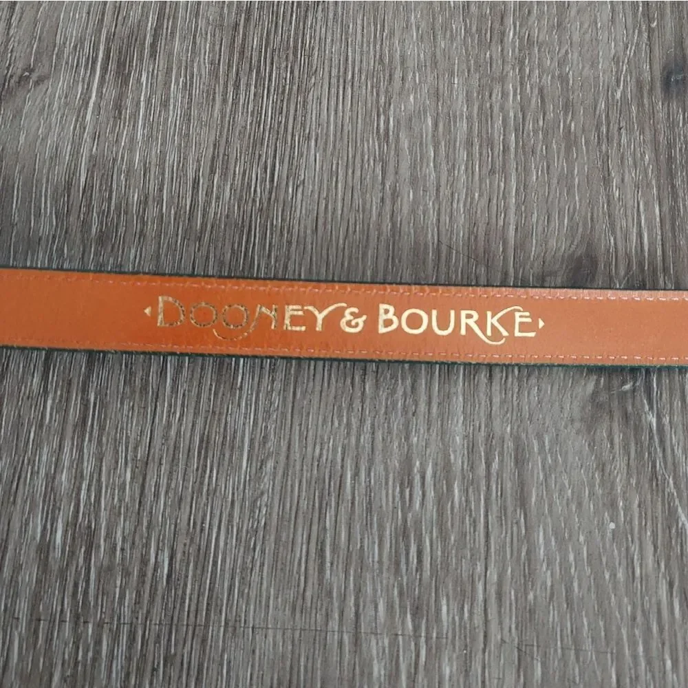 Vintage Dooney & Bourke Green Pebbled Skinny Belt Small 26-28